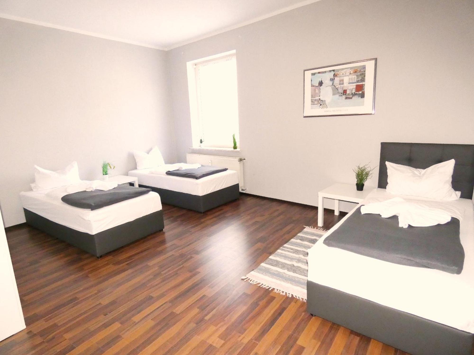 Sunnyhome Monteurwohnungen Und Apartments In Schwandorf Экстерьер фото
