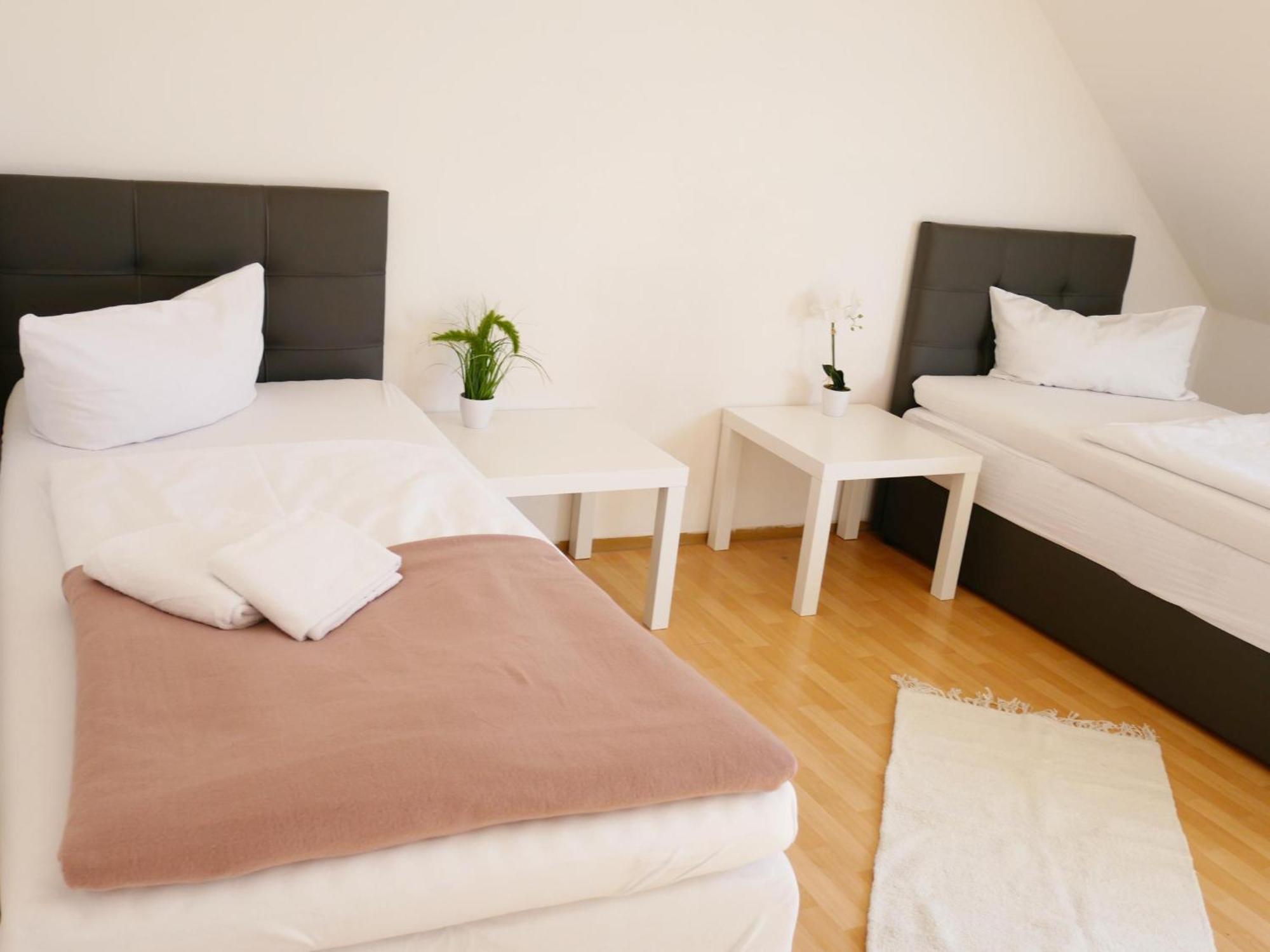 Sunnyhome Monteurwohnungen Und Apartments In Schwandorf Экстерьер фото